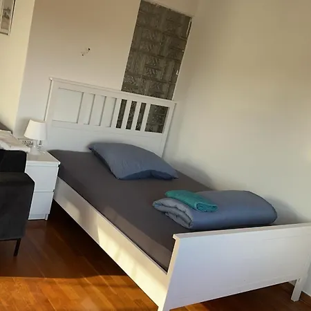 Deluxe 7 Queen Sized Bedroom In Herford